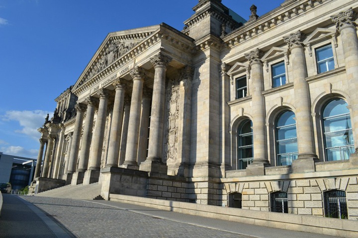 Германия не против безвизового въезда для российских школьников и студентов Германия не против безвизового въезда для российских школьников и студентов