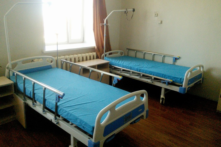 «Товарищ полковник, это все для телевидения, отделение не сдали»: жену новосибирского военного не везли в больницу с пневмонией при COVID-19