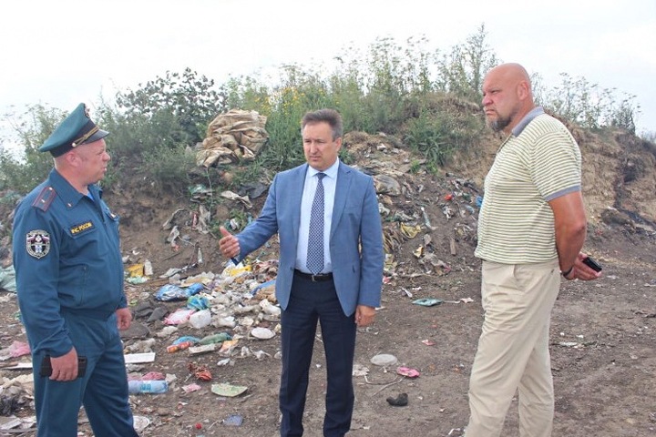 Колыванских единороссов обвинили в грязных предвыборных технологиях