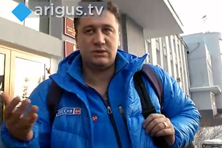 Власти: Журналисты «России 24» ударили мэра Улан-Удэ микрофоном 