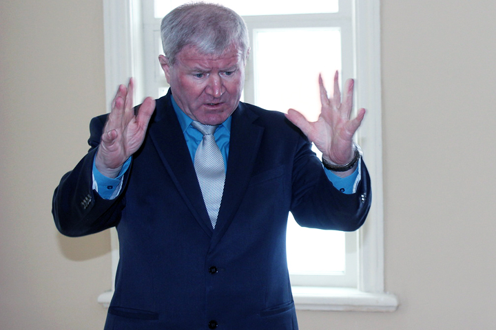 Глава Куйбышевского района Виктор Функ задержан Глава Куйбышевского района Виктор Функ задержан