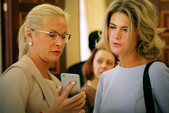 «Забыть царапины выборов»: фоторепортаж с первого сбора горсовета Новосибирска «Забыть царапины выборов»: фоторепортаж с первого сбора горсовета Новосибирска