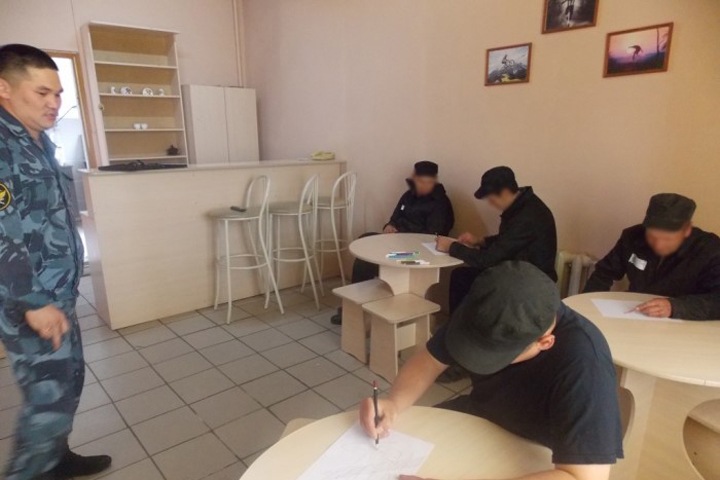 Правозащитники заявили о массовой акции против пыток заключенных в колонии Кызыла Правозащитники заявили о массовой акции против пыток заключенных в колонии Кызыла