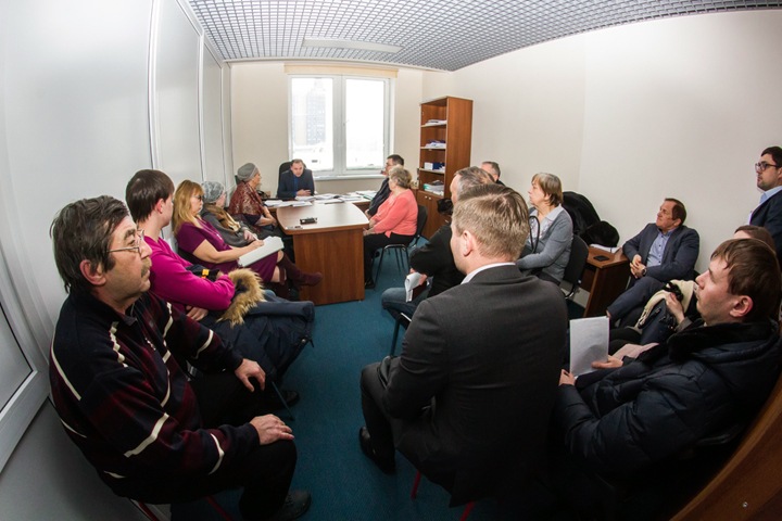 Новосибирский минстрой попытался успокоить дольщиков на Залесского Новосибирский минстрой попытался успокоить дольщиков на Залесского