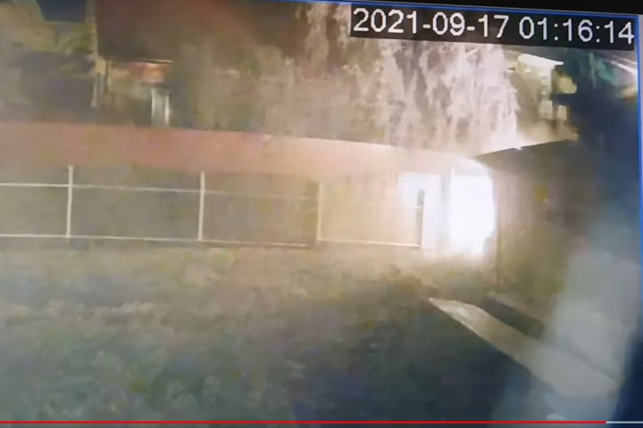 Дом лидера коммунистов Колывани подожгли в ночь перед выборами