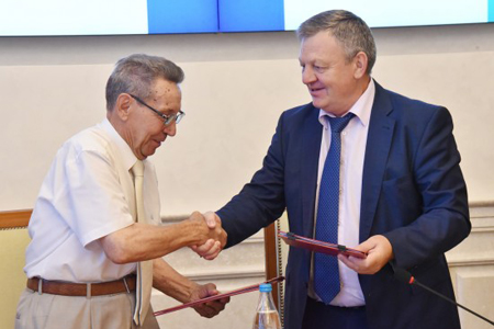 Более 200 садоводческих товариществ в Новосибирской области получат помощь из бюджета