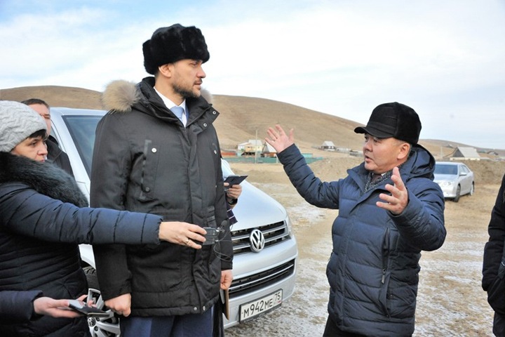 Правительство Забайкалья отказалось комментировать рост доходов чиновников Правительство Забайкалья отказалось комментировать рост доходов чиновников