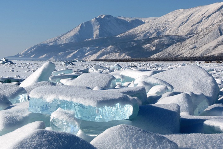 Ситуация вокруг китайского завода по розливу воды из Байкала прояснится в апреле