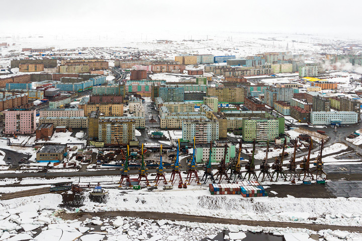МТС протянула из Норильска в Дудинку 100-километровую волоконно-оптическую линию связи МТС протянула из Норильска в Дудинку 100-километровую волоконно-оптическую линию связи