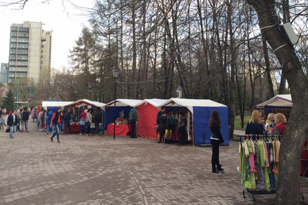 Новосибирские власти выступили за новый порядок ярмарочной торговли
