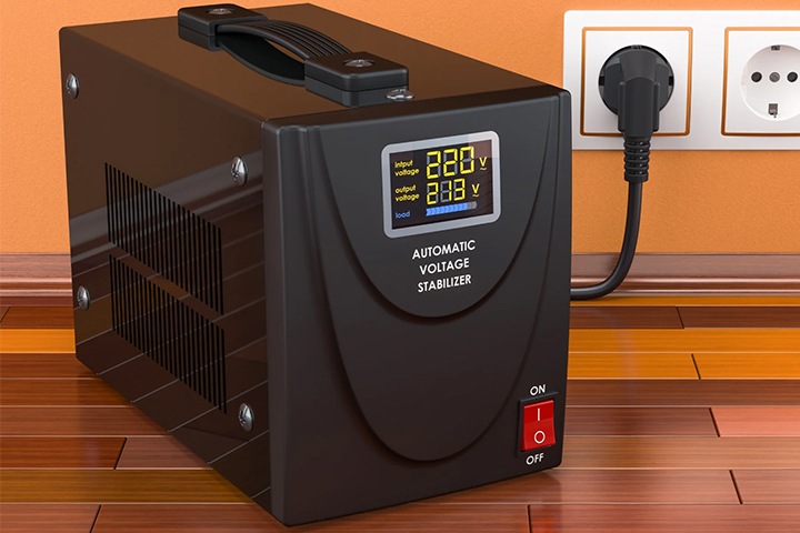 Стабилизатор напряжения для дома: что нужно знать при его выборе?