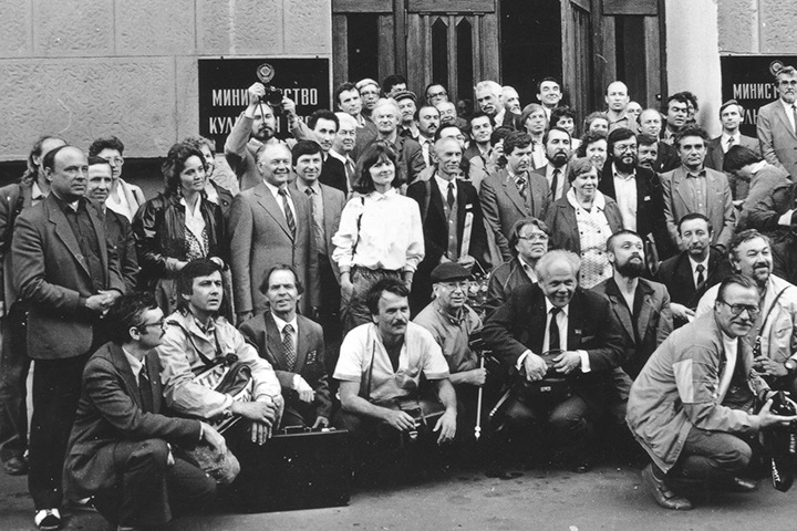 Выставка фотографов трех поколений пройдет в Новосибирске Выставка фотографов трех поколений пройдет в Новосибирске