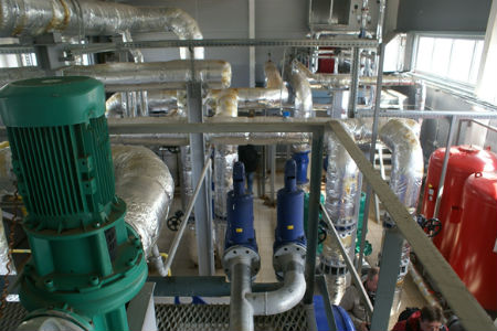 Новосибирское правительство планирует привлечь в ЖКХ 300 млн рублей частных инвестиций Новосибирское правительство планирует привлечь в ЖКХ 300 млн рублей частных инвестиций