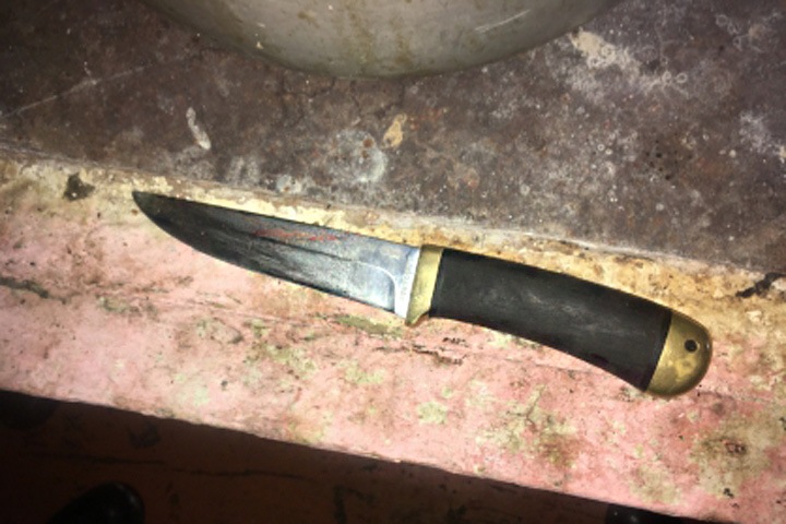 Житель Бурятии зарезал подругу, допившую алкоголь Житель Бурятии зарезал подругу, допившую алкоголь