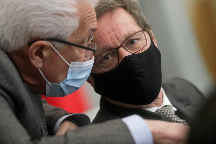 Единороссы заблокировали предложенное КПРФ парламентское расследование пыток в тюрьмах. Список Единороссы заблокировали предложенное КПРФ парламентское расследование пыток в тюрьмах. Список