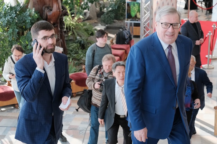 Толоконский официально будет советовать Травникову