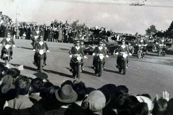 Зажигалка Шарля де Голля для новосибирского подполковника Зажигалка Шарля де Голля для новосибирского подполковника