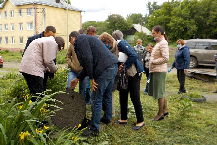 Кузбасский застройщик посоветовал недовольным его жильем переселенцам научиться пользоваться унитазами Кузбасский застройщик посоветовал недовольным его жильем переселенцам научиться пользоваться унитазами
