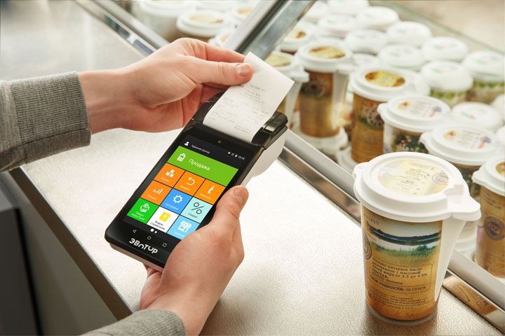 Как выбирать онлайн-кассу: смарт-терминалы против «автономок»