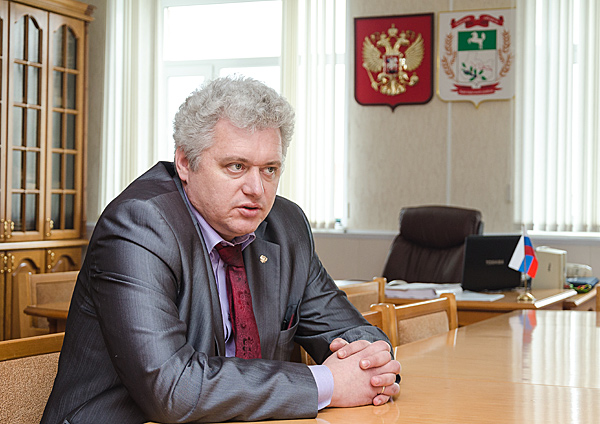 Главу одного из районов Томской области задержали по подозрению в коррупции Главу одного из районов Томской области задержали по подозрению в коррупции