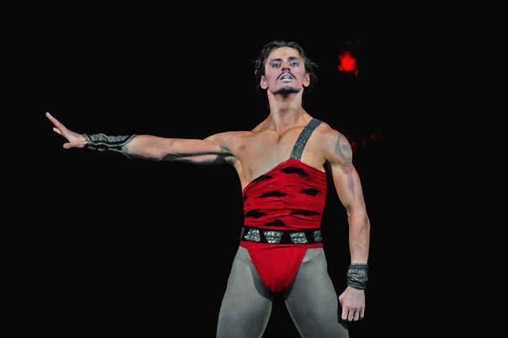 НОВАТ подписал Полунина на девять балетов за 17 млн НОВАТ подписал Полунина на девять балетов за 17 млн