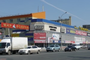 Ночью в Новосибирске из-за строительства пешеходного моста перекроют 2,64 км улицы Большевистской