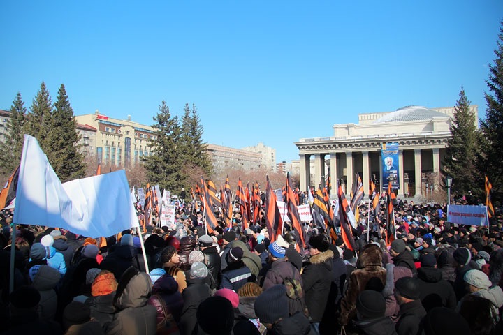 Сибирский депутат Госдумы решил штрафовать активистов за срыв выставок и спектаклей Сибирский депутат Госдумы решил штрафовать активистов за срыв выставок и спектаклей