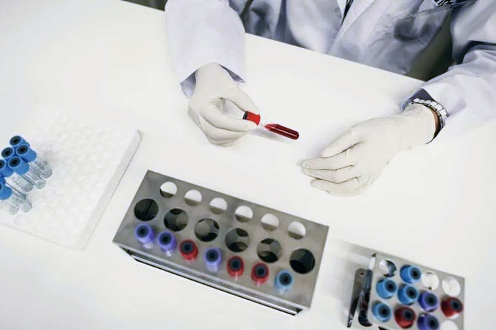 Новосибирцы с ВИЧ снова не получают лекарство