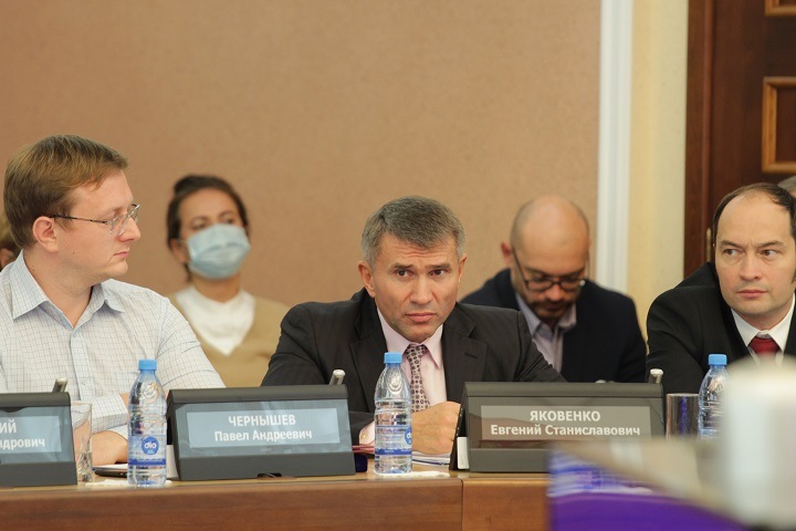 Новосибирцы остались без наград от горсовета из-за суда по делу Яковенко Новосибирцы остались без наград от горсовета из-за суда по делу Яковенко