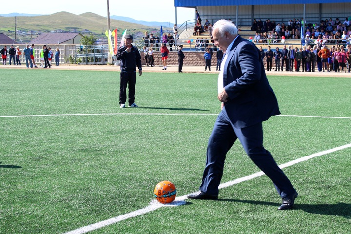 Выборы главы Хакасии: Зимин собрался во второй тур