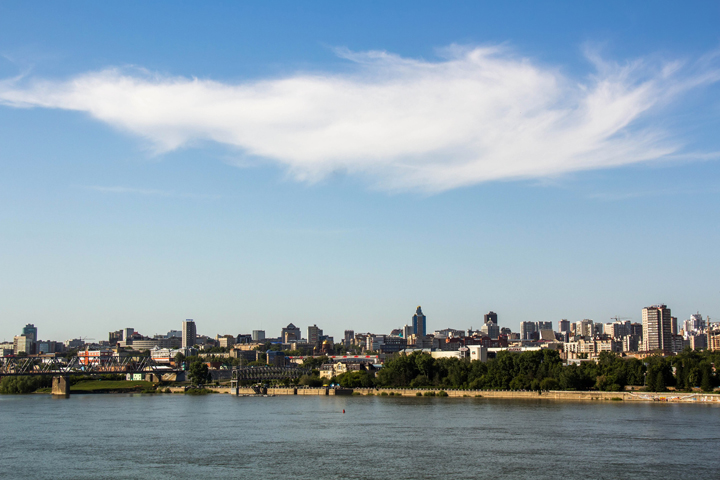 Новосибирские власти назвали источник запаха гари в городе Новосибирские власти назвали источник запаха гари в городе
