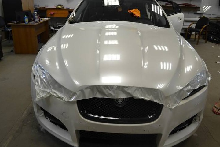 Оклеивание авто пленкой