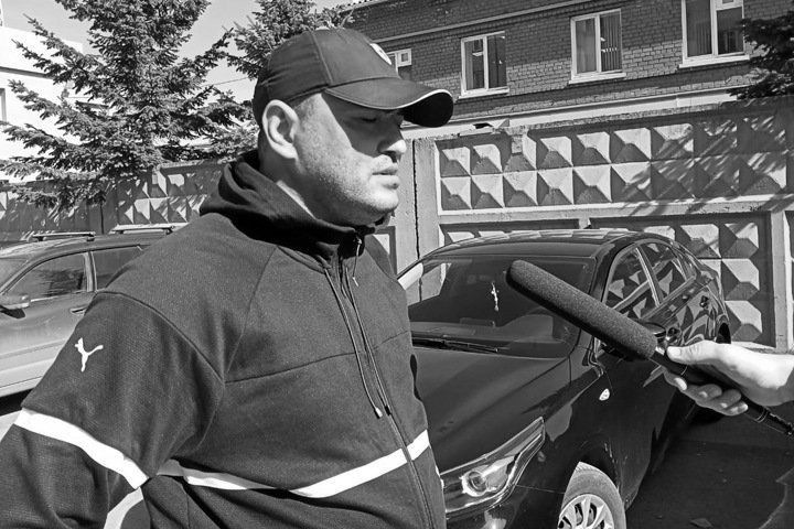 Задержанного на выходе из СИЗО кузбасского правозащитника арестовали Задержанного на выходе из СИЗО кузбасского правозащитника арестовали