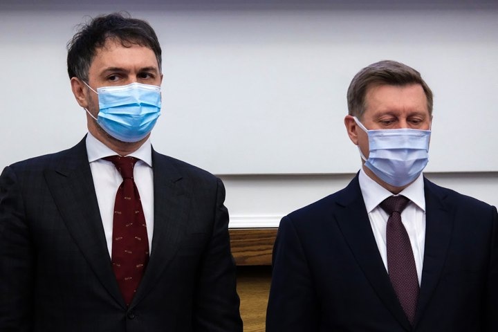 Горсовет Новосибирска признал сложности в поставках бумаги и решил печатать на «оборотках»