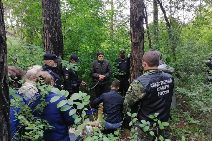 СК: сотрудница полиции проигнорировала изнасилование красноярской школьницы, а потом ее снова изнасиловали и убили СК: сотрудница полиции проигнорировала изнасилование красноярской школьницы, а потом ее снова изнасиловали и убили