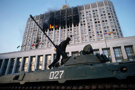 ЛДПР: «Расстрел Белого дома — позор России!» ЛДПР: «Расстрел Белого дома — позор России!»