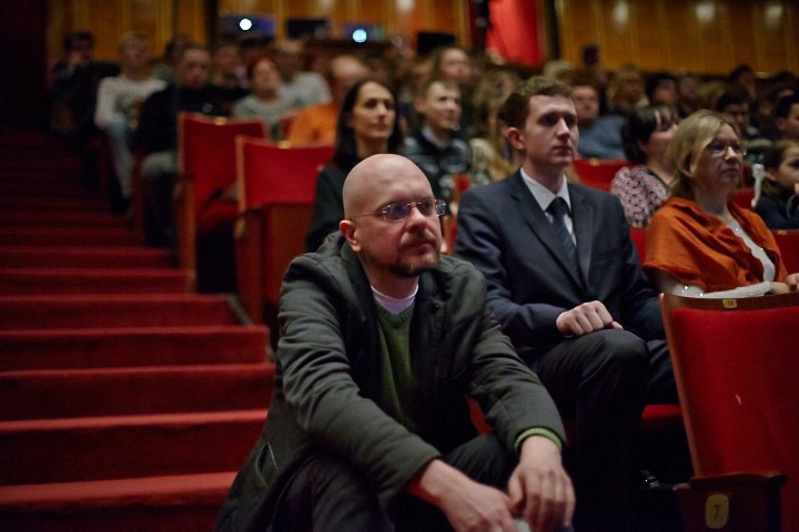 Главный режиссер новосибирского «Глобуса» вошел в жюри «Золотой маски»-2017 Главный режиссер новосибирского «Глобуса» вошел в жюри «Золотой маски»-2017