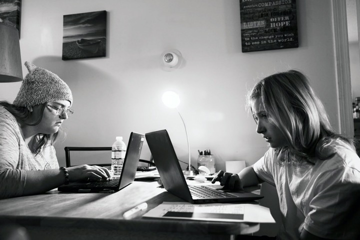 Студенты считают COVID-19 болезнью пожилых людей. Это не так Студенты считают COVID-19 болезнью пожилых людей. Это не так