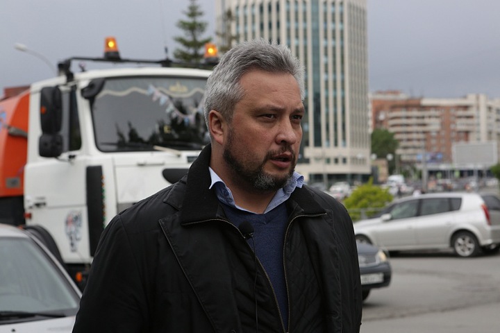 Главный по дорогам Новосибирска написал заявление об увольнении Главный по дорогам Новосибирска написал заявление об увольнении