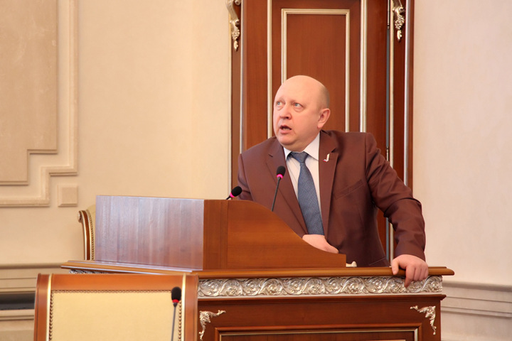 Новосибирская область избрала «главного общественника» без большинства