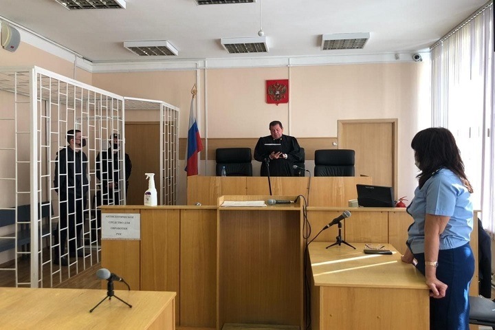 Убившего многодетную мать с инвалидностью красноярца отправили в колонию на 15 лет Убившего многодетную мать с инвалидностью красноярца отправили в колонию на 15 лет