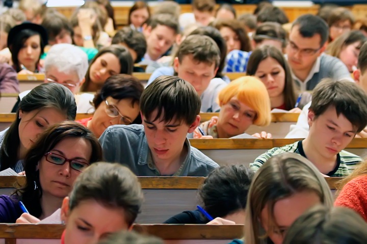 Россотрудничество бросило «Тотальный диктант» после объявления автора