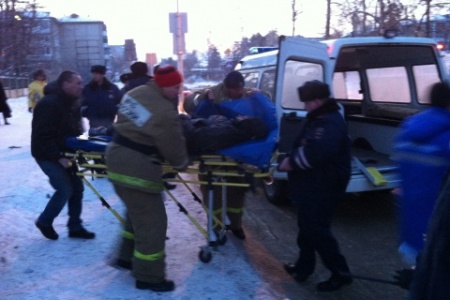 Следы взрывного устройства обнаружили на остановке в Ангарске Следы взрывного устройства обнаружили на остановке в Ангарске