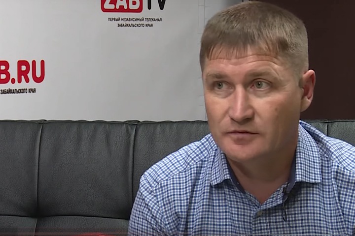 Мэр забайкальского города из ЛДПР устроил пьяное ДТП и угрожал полиции топором