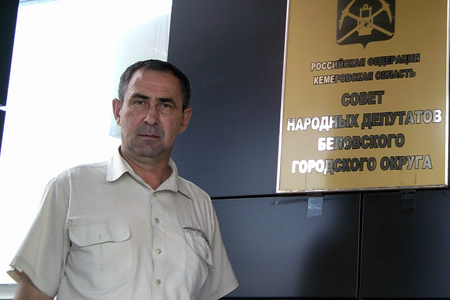 Тулеев не помог собрать подписи кандидату в губернаторы от «Яблока» Тулеев не помог собрать подписи кандидату в губернаторы от «Яблока»