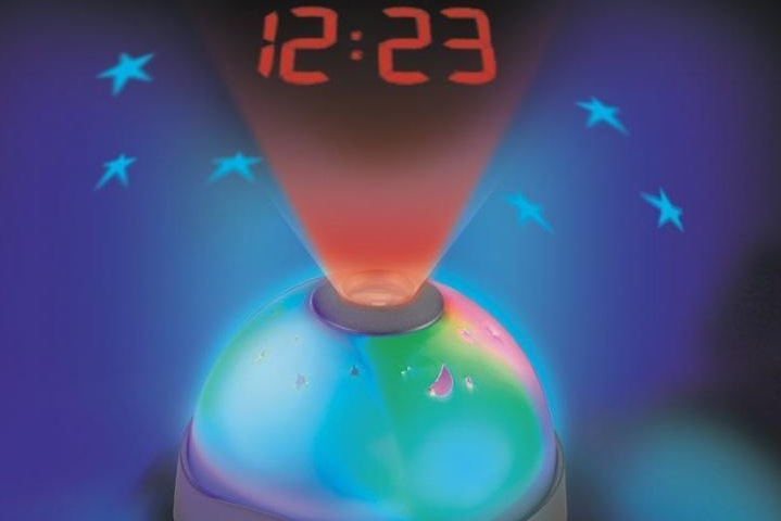 Выбираем настольные часы с проекцией