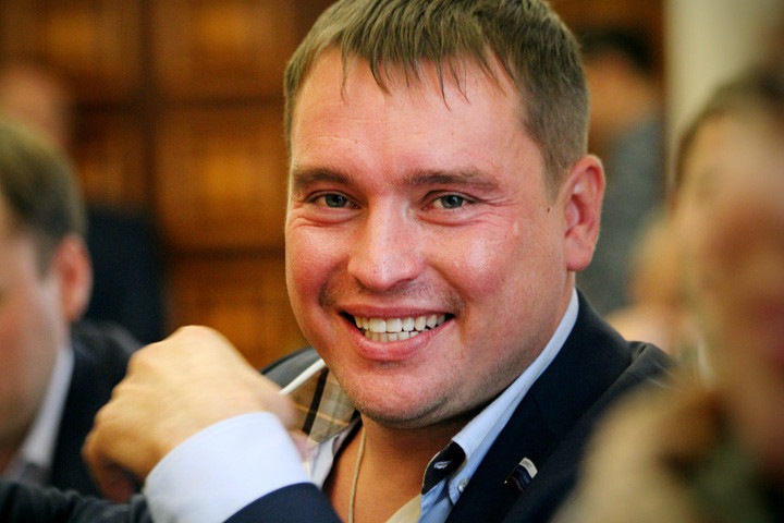 Новосибирский депутат попросил запретить вейпинг в общественных местах Новосибирский депутат попросил запретить вейпинг в общественных местах