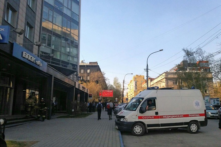 Новосибирские бизнес-центры массово эвакуировали