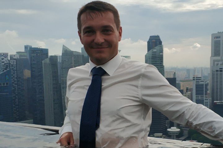 «Осознанный бомж»: новосибирец отказался от жилья в пользу путешествий и отелей