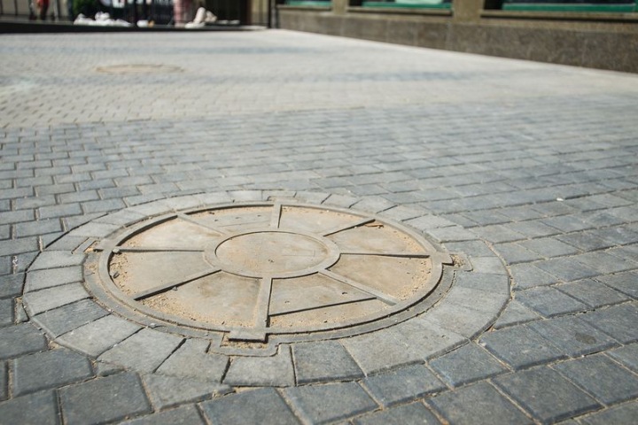 «СИБЭКО» продолжает бороться с хищениями крышек люков